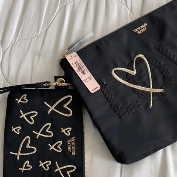 Victoria's Secret LOVE Wristlets Set of 2 NWT - Picture 8 of 9